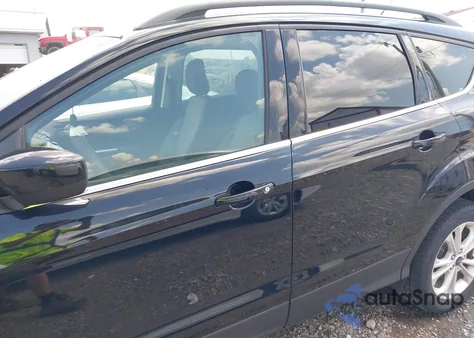 2018 Ford Escape Se z USA, uszkodzony, nr VIN 1FMCU0GD9JUB22744